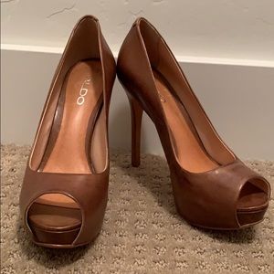 Aldo brown peek roe heels